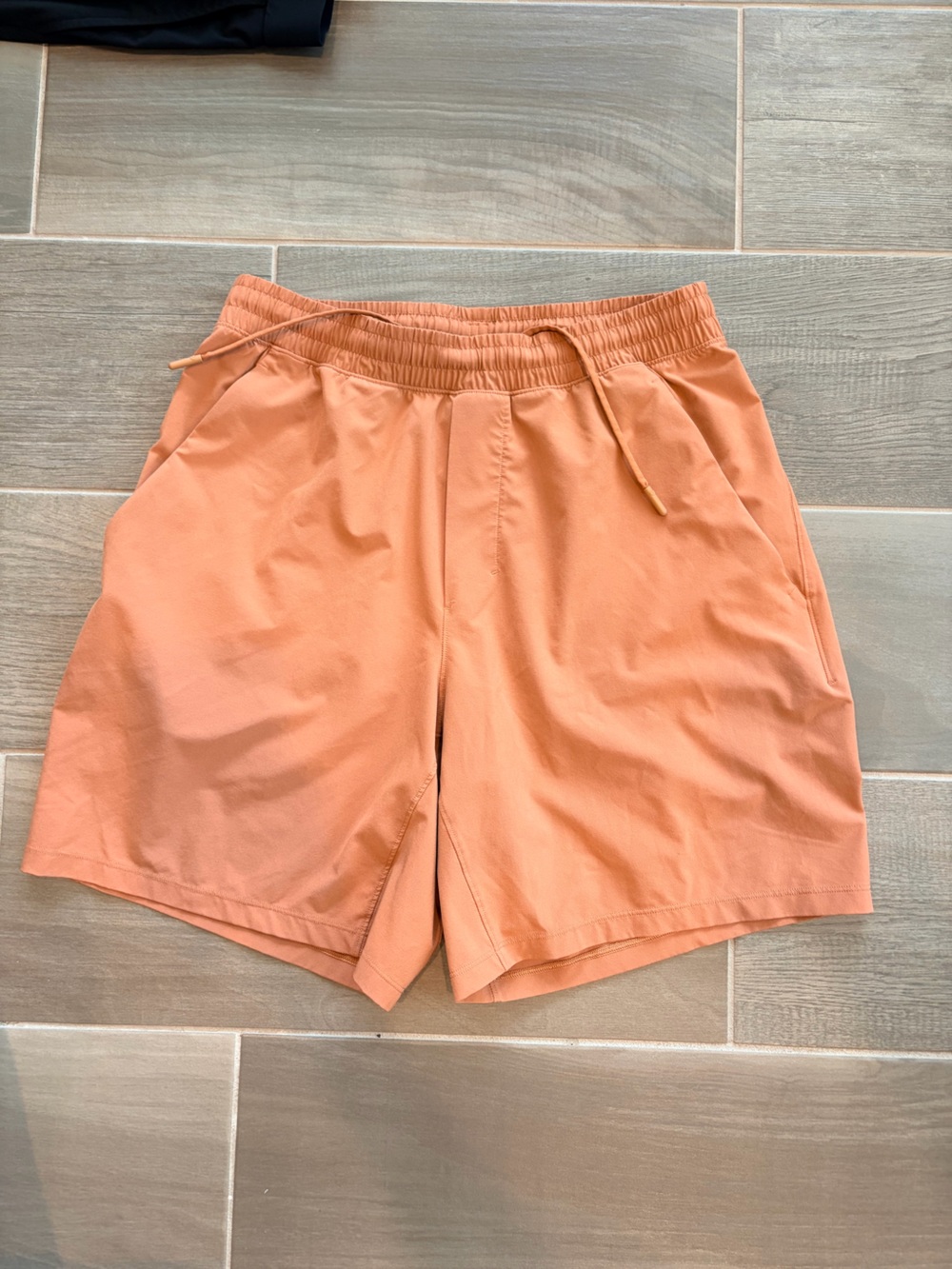 lululemon athletica Men’s Athletic Drawstring Shorts